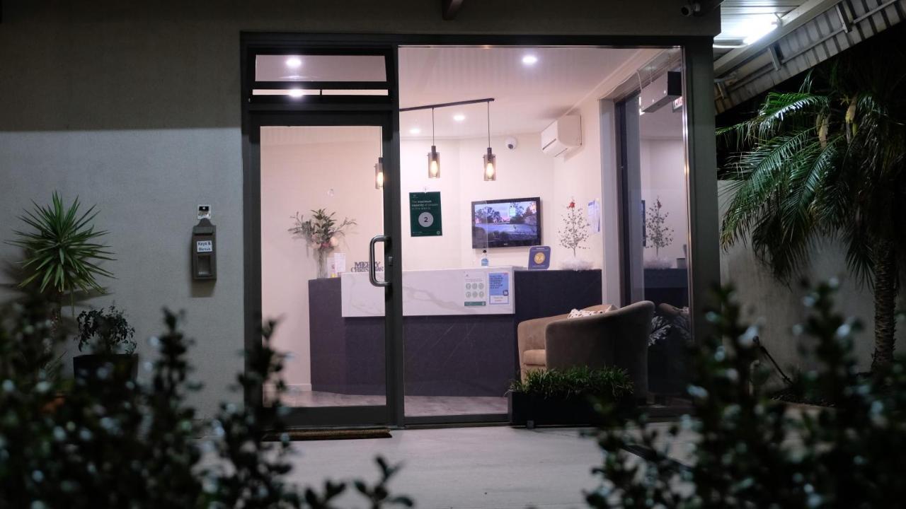 Loddon River Motel Kerang エクステリア 写真
