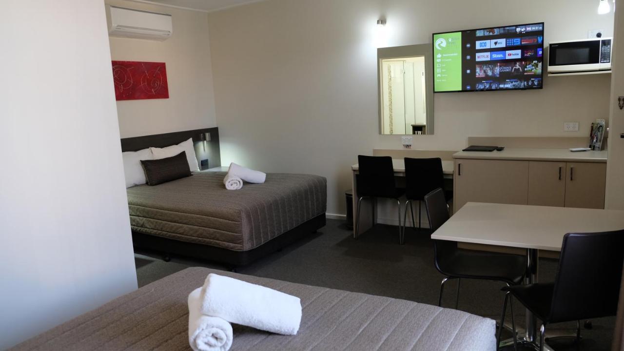 Loddon River Motel Kerang エクステリア 写真