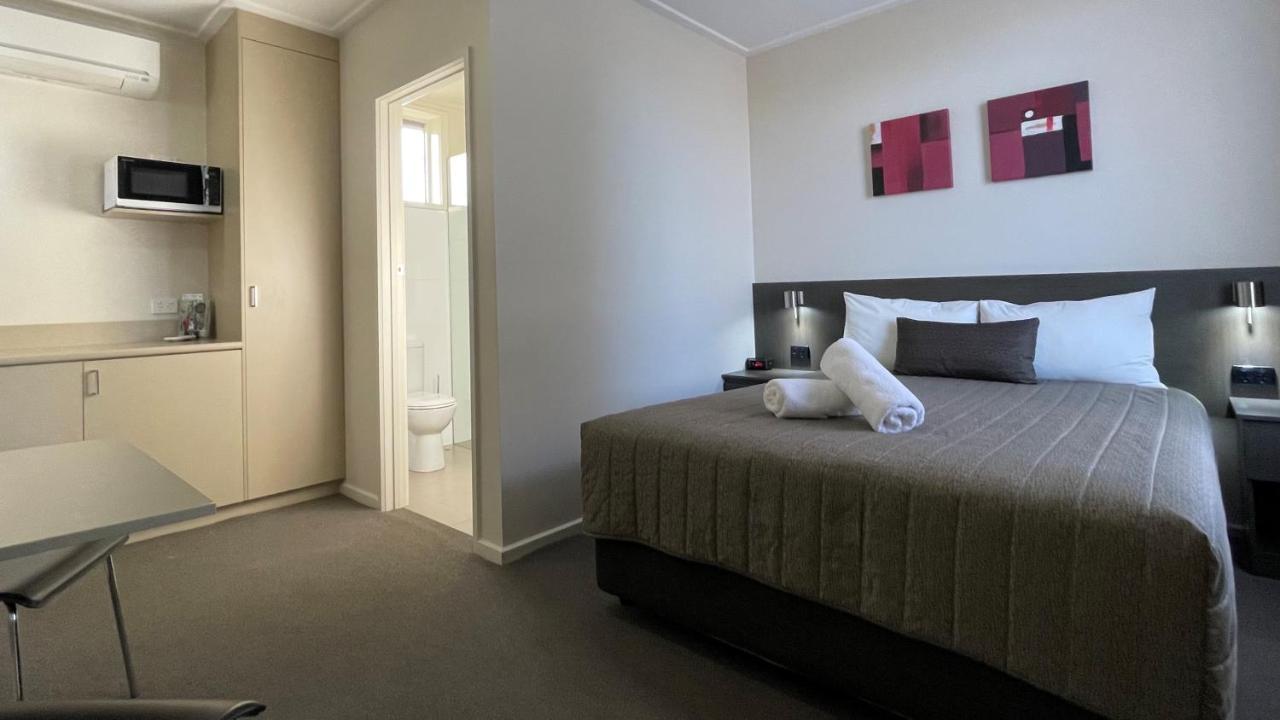 Loddon River Motel Kerang エクステリア 写真