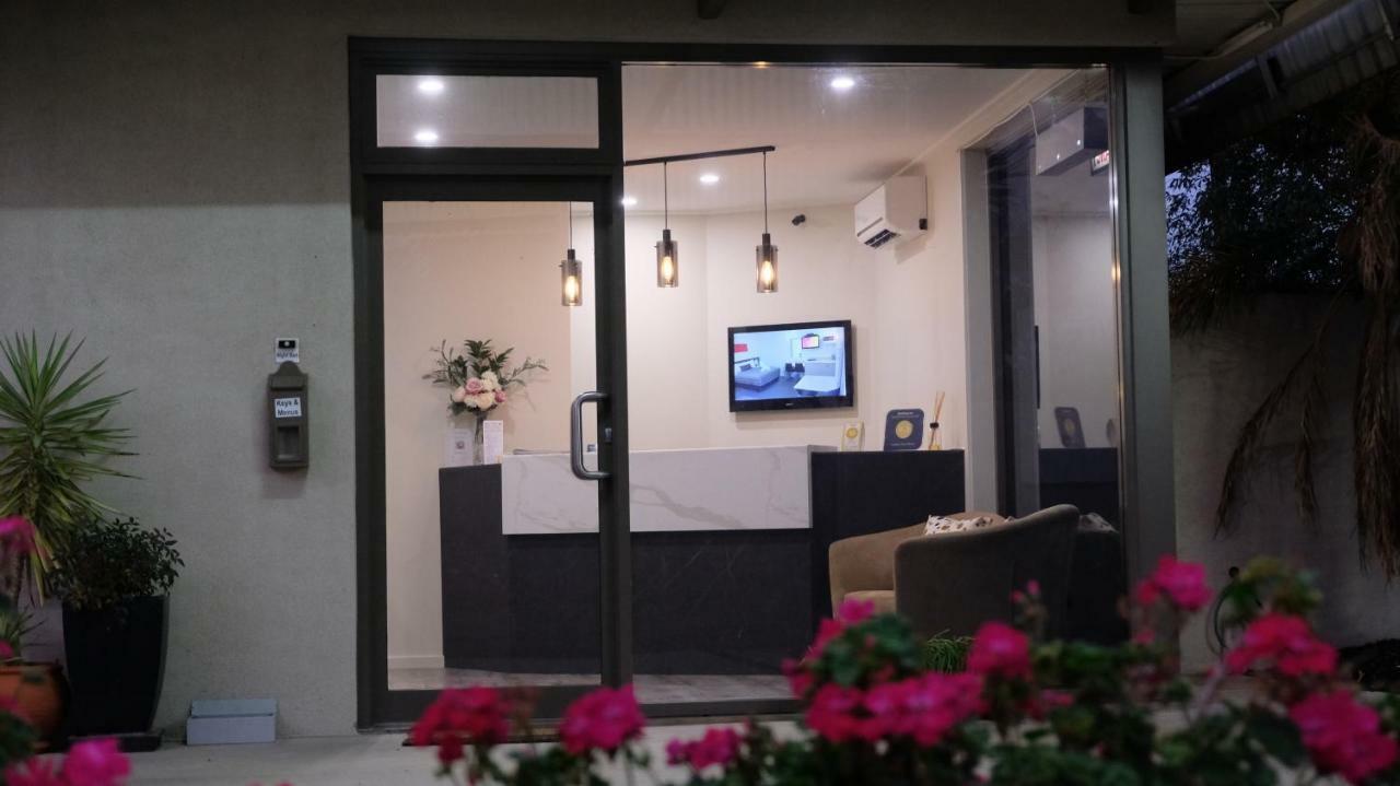 Loddon River Motel Kerang エクステリア 写真