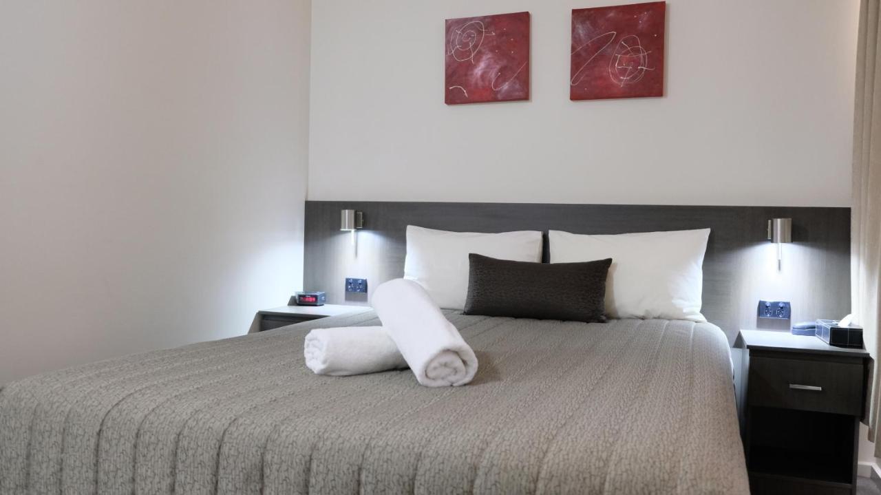 Loddon River Motel Kerang エクステリア 写真